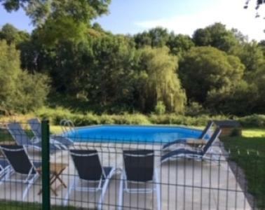 Mazerolles  Chez Broche Bed & Breakfast エクステリア 写真